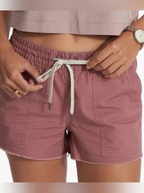 Vuori Vintage Ripstop Shorts Cinnamon Pink Raw Hem Performance Wear Shorts M